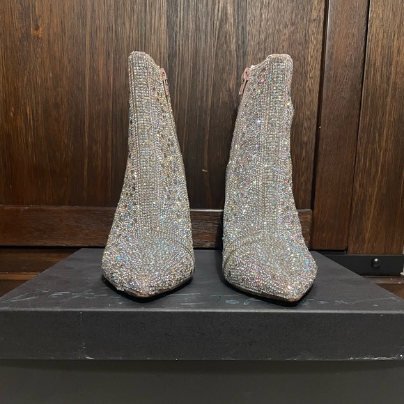 Betsy Johnson SB-Cadu Rhinestone - Picture 2 of 5